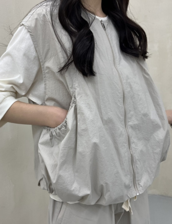 레이스볼륨조끼