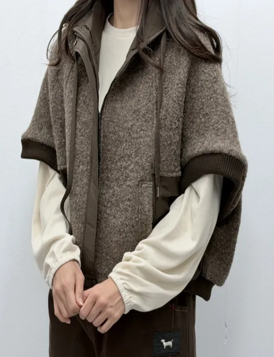 부클후드배색점퍼